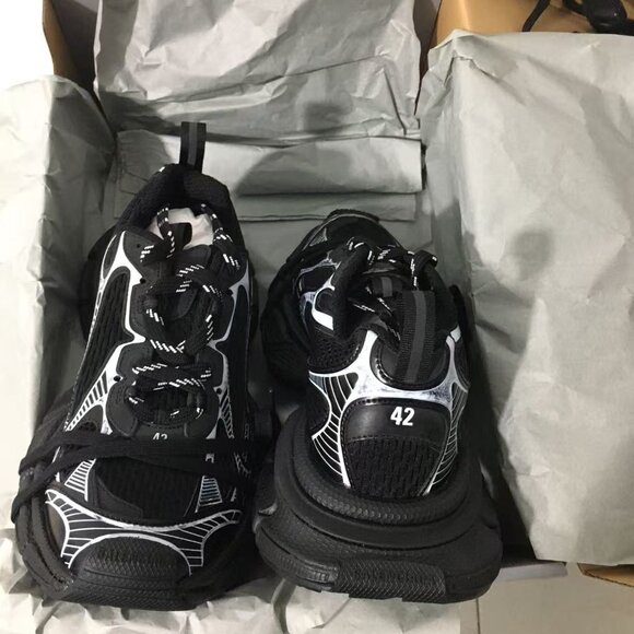 BALENCIAGA PHANTOM SNEAKER MONOCOLOR FABRIC/MESH - Picture 2 of 4